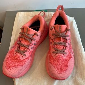 VERY lightly worn Asics FF Blast salmon colored running shoes